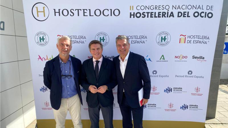 El concejal de Eventos participa en el II Congreso Nacional Hostelocio que se celebra en Sevilla